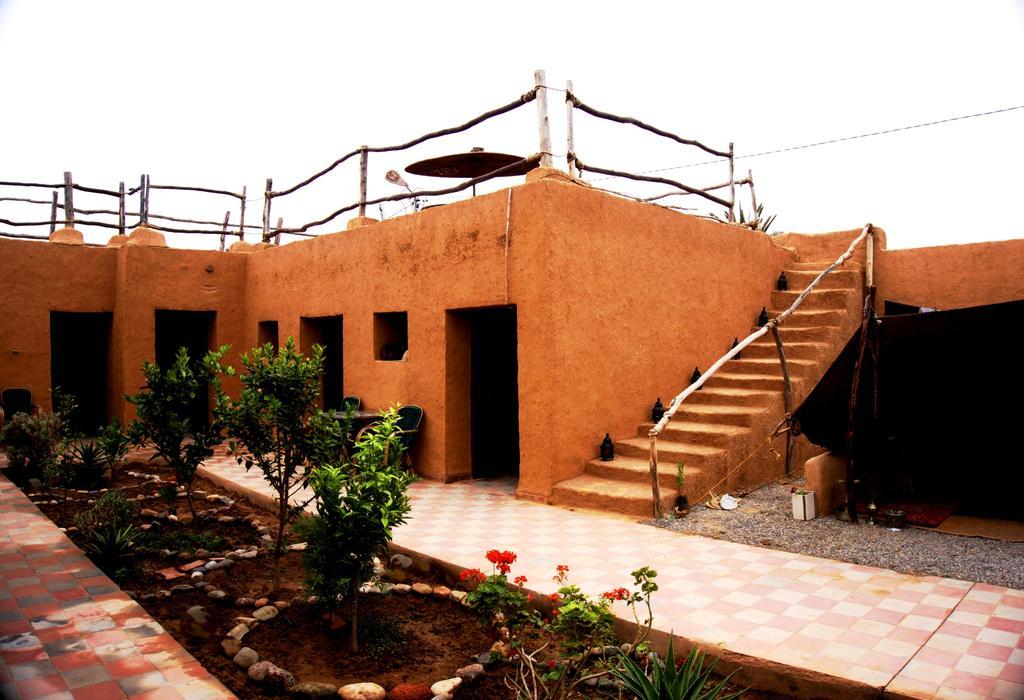 Tarmguist Bed & Breakfast Aït Boukha Exterior foto